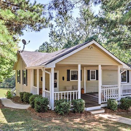 Lakefront Cottage With Private Hot Tub! Buckhead Eksteriør bilde