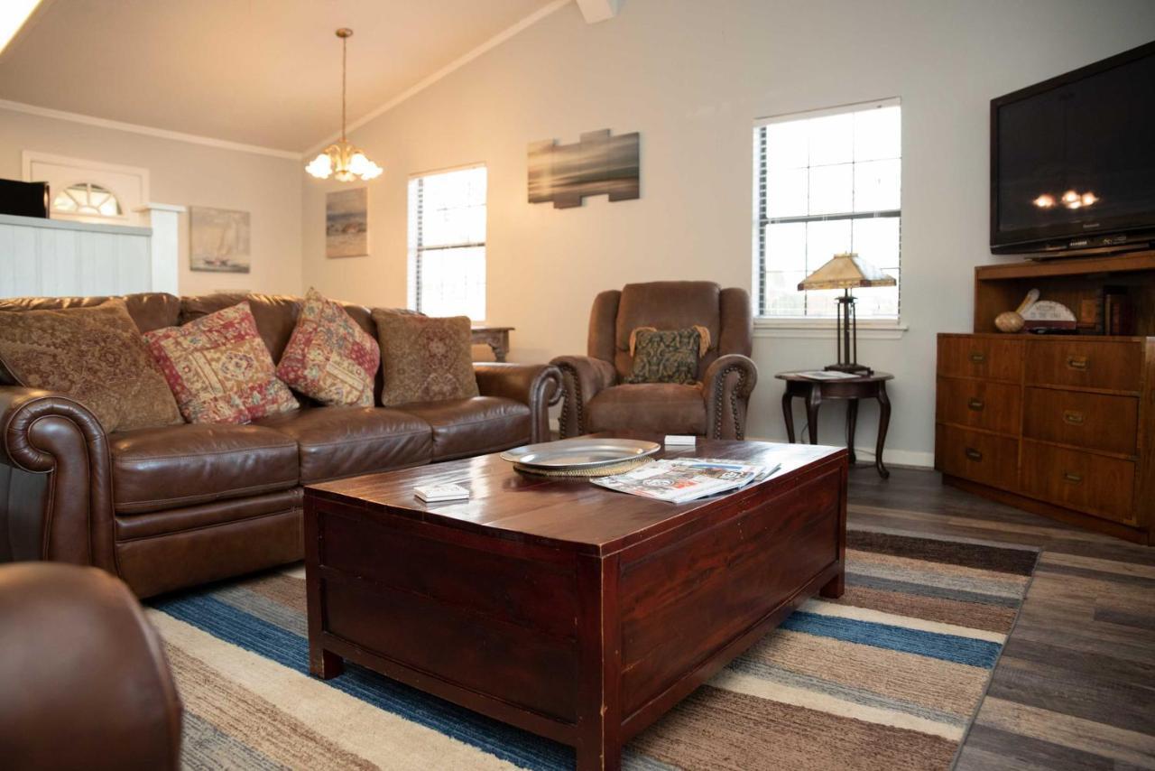 Lakefront Cottage With Private Hot Tub! Buckhead Eksteriør bilde