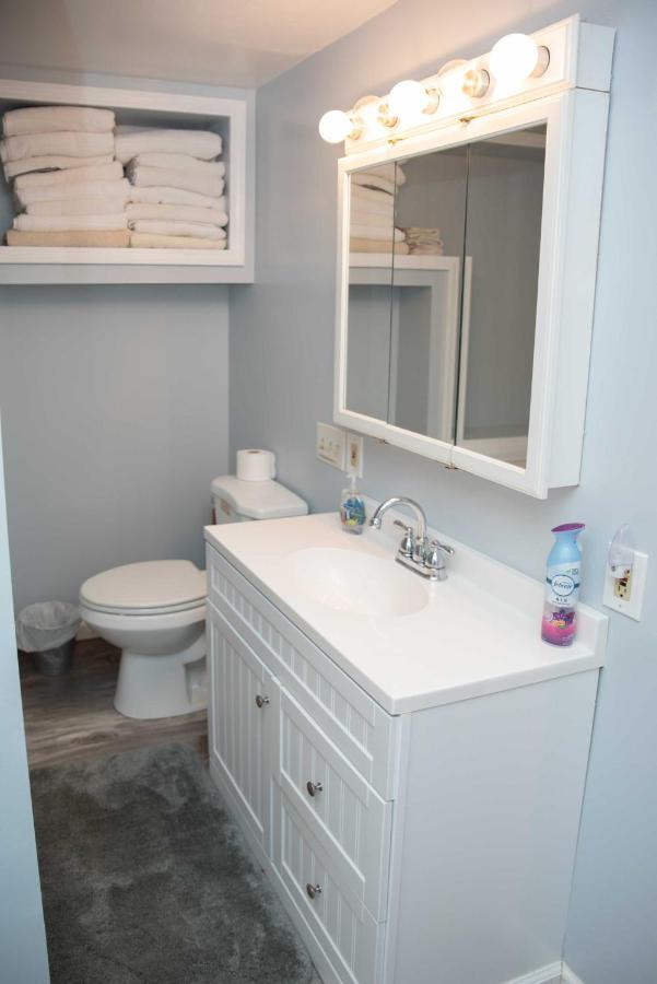 Lakefront Cottage With Private Hot Tub! Buckhead Eksteriør bilde