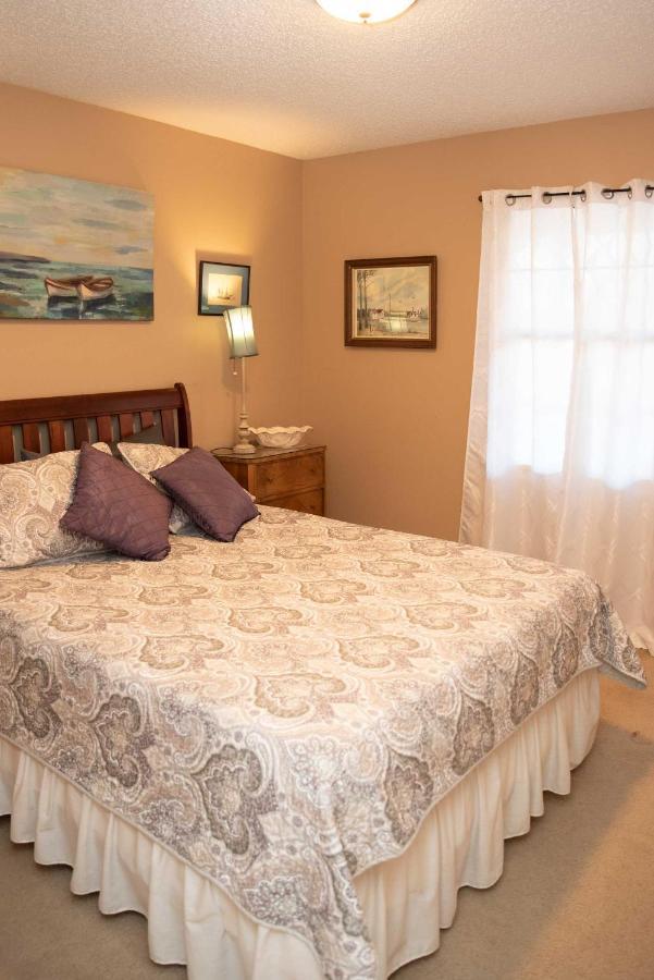 Lakefront Cottage With Private Hot Tub! Buckhead Eksteriør bilde